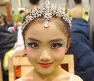 欧美舞妆图片,光影交织，释放个性魅力